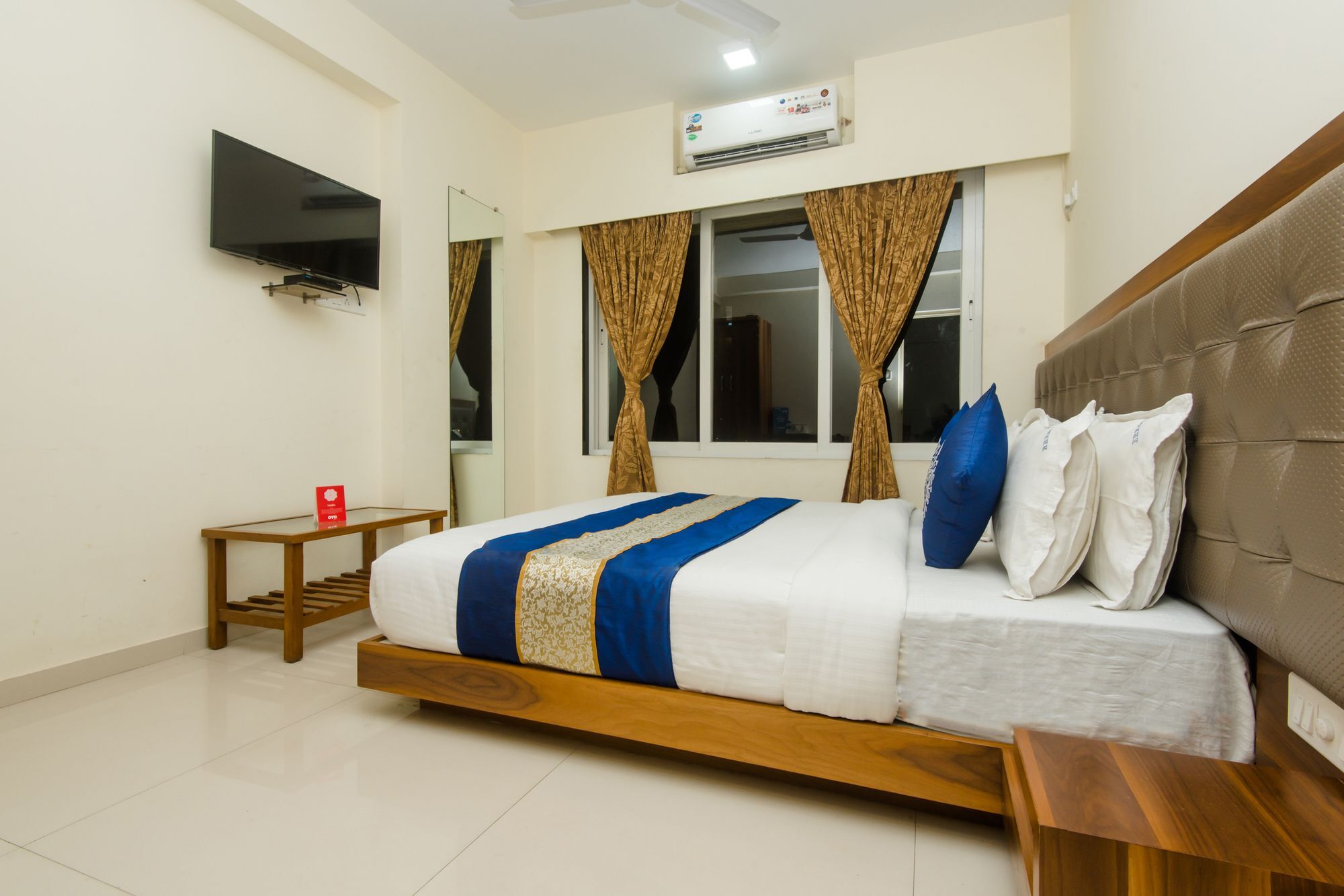 Oyo 11441 Hotel Blue Bells Residency Mumbai Ngoại thất bức ảnh